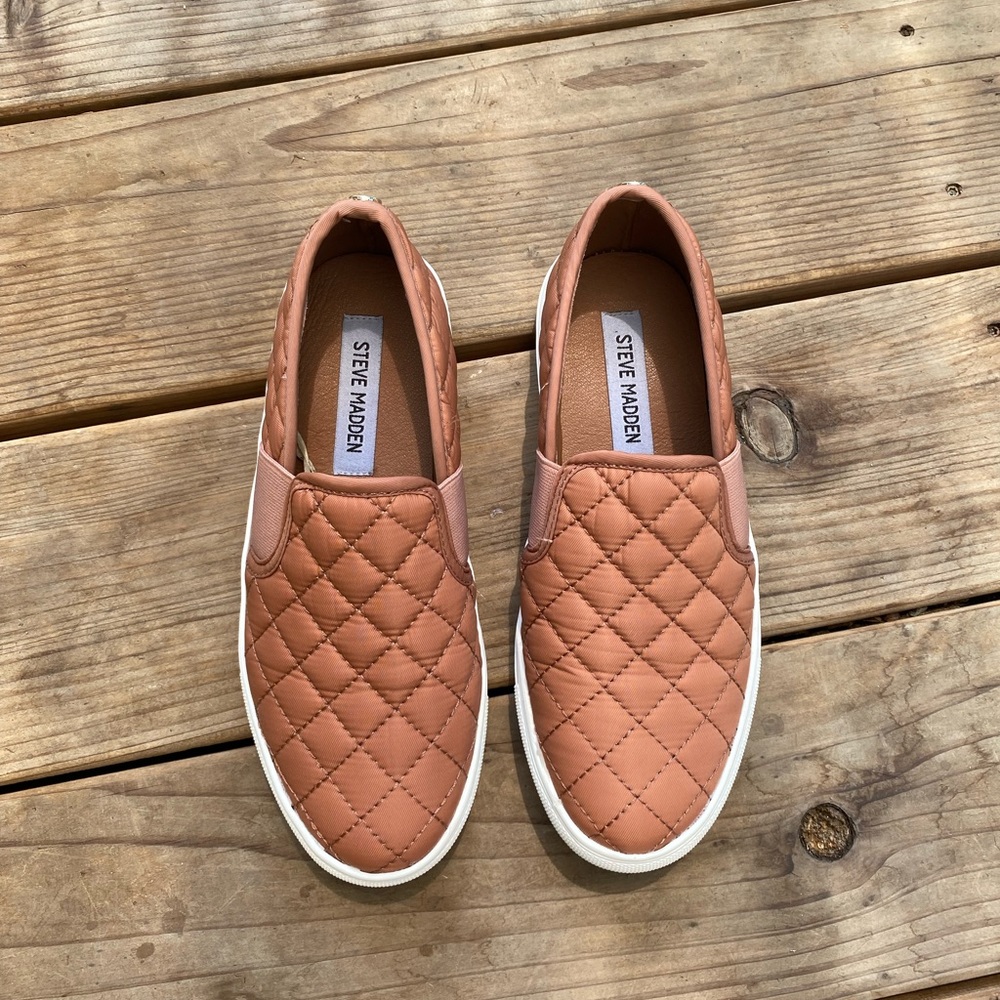 Steve Madden blush sneakers